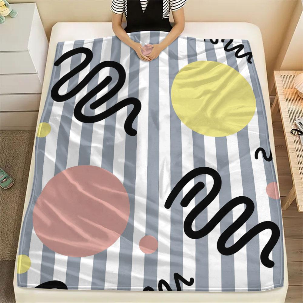 1PC Abstract Shapes Printed Flannel Blanket Suitable For All Seasons for Lunch Break Warmth and Comfort Birthday Gifts Gifts