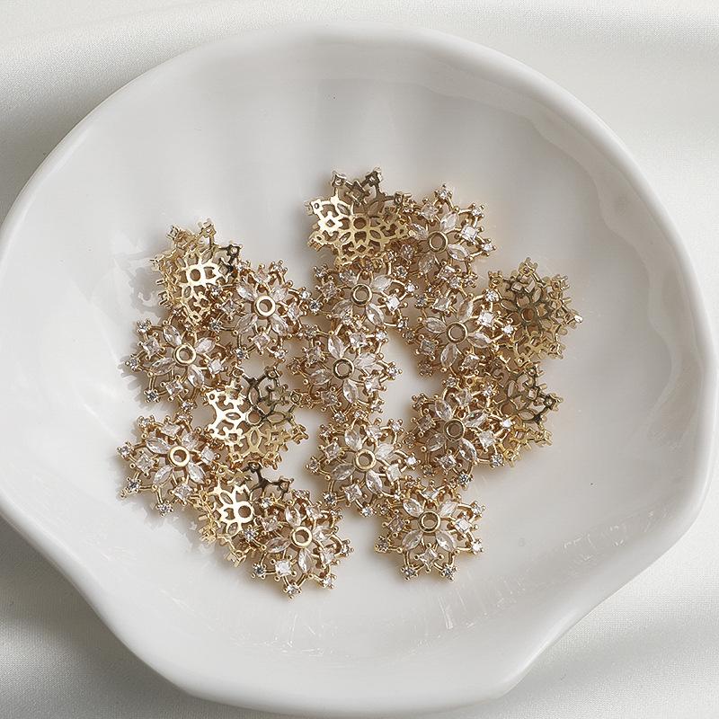 Bransoletka ze złotem 14K Filled, cyrkoniami, słonecznikiem, ażurowymi, perłowymi koralikami - do samodzielnego tworzenia biżuterii