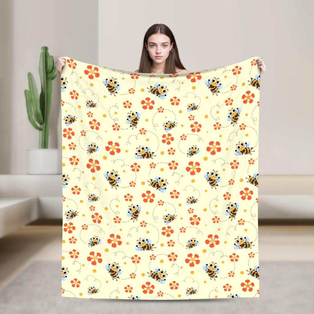 Bee in honeycomb and flowers Flannel Blankets  Soft Throw Blanket for Bedroom Camping Street Trend Bedspread Sofa Bed Cover