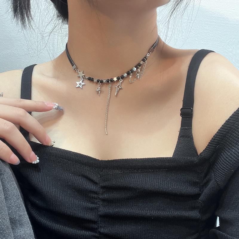 New Diablo tetragonal leather beaded splicing necklace girls trend hot girl sweet cool temperament accessories