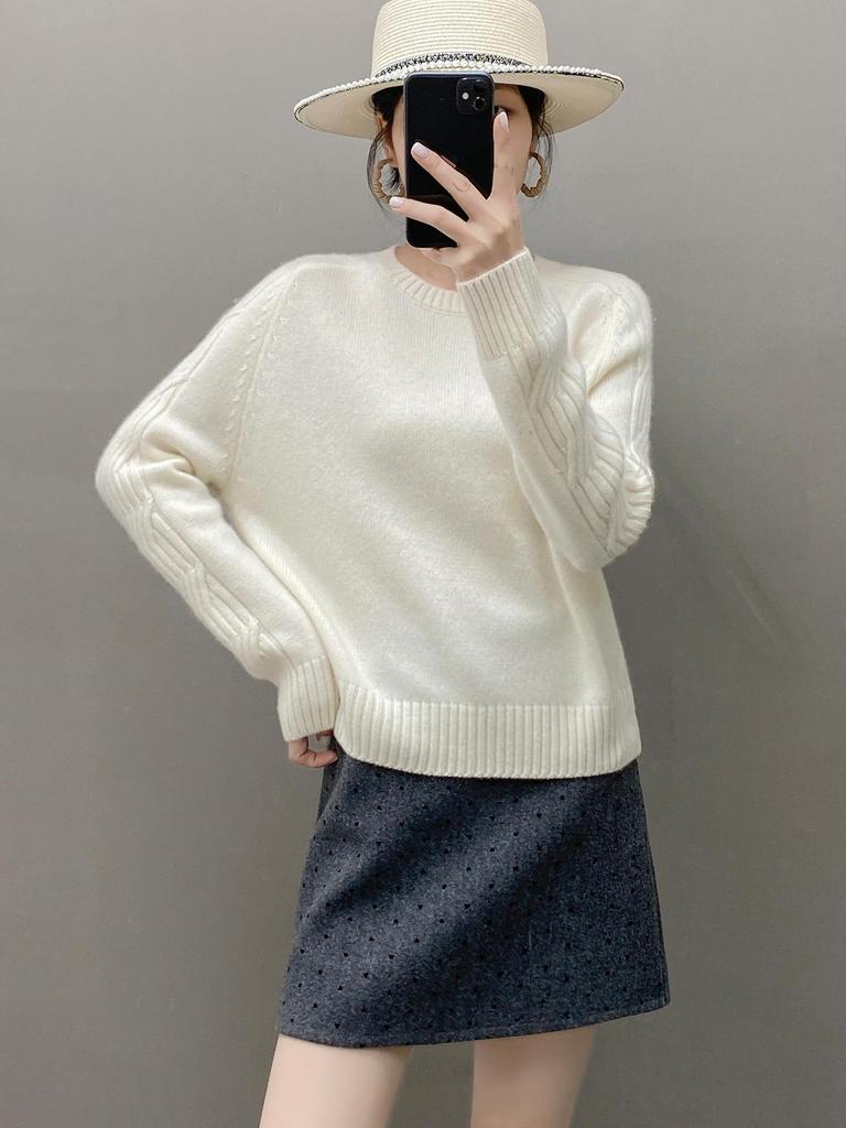 Damski Oversize'owy Sweter Żakardowy z Kaszmiru - Okrągły Dekolt Warstwa Bazowa