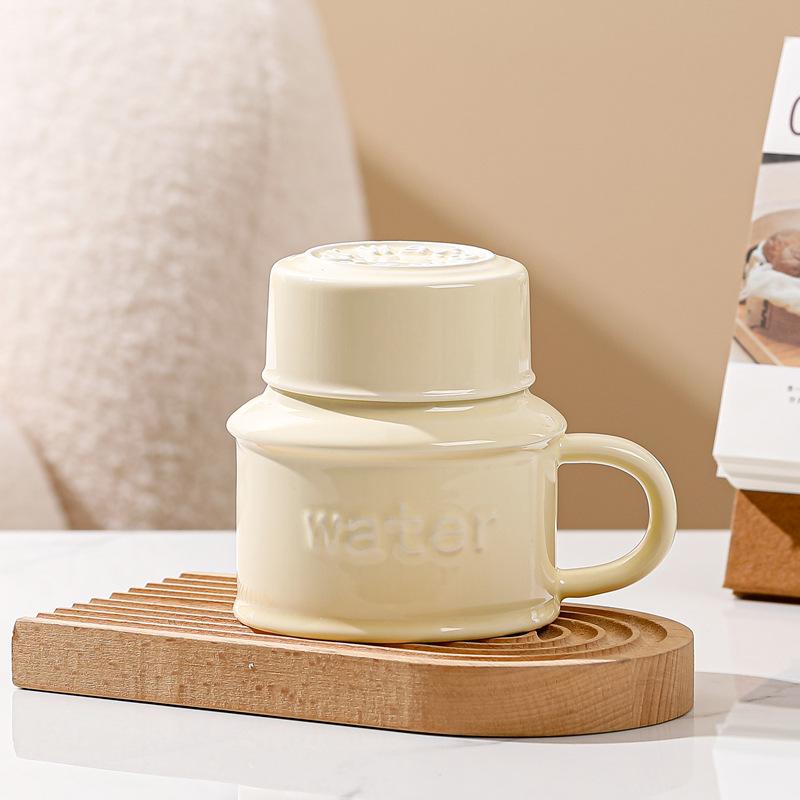 

Кружка Милая керамическая чашка в форме чайника с крышкой Домашний офис Чашка для воды Крышку можно использовать как маленькую чашку 420ml кремовый