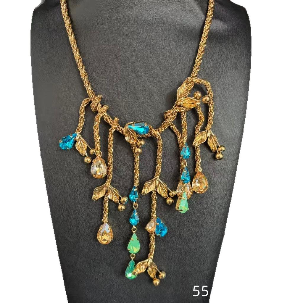 Medieval Vintage Ancient Copper Plated Real Gold Color Inlaid Necklace Earrings Set Heavy Industry Craft Jewelry Light Luxury