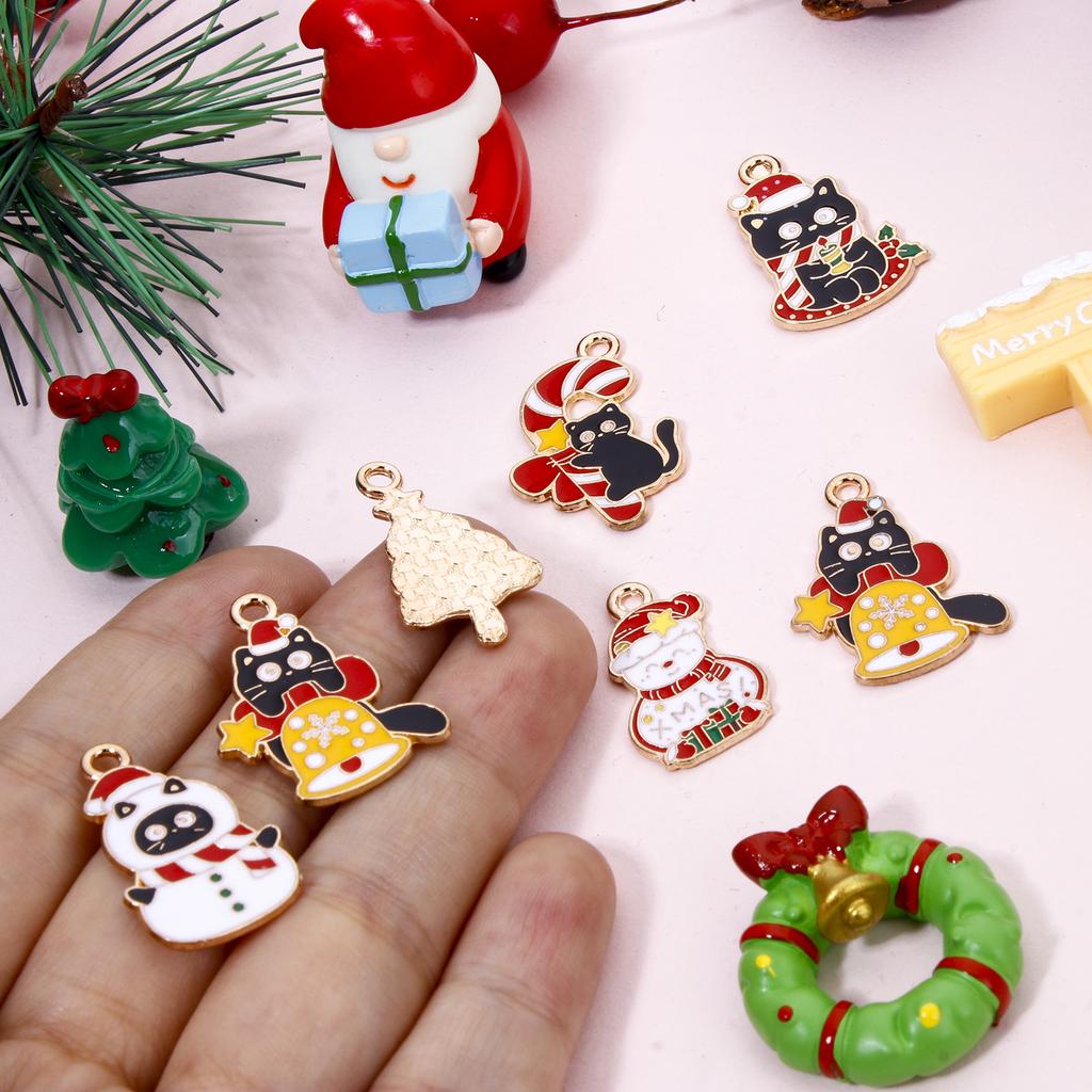 10 PCs Zinc Based Alloy Christmas Charms Gold Color Cat Animal Enamel Snowman Pendants For DIY Necklace Earrings Jewelry Making