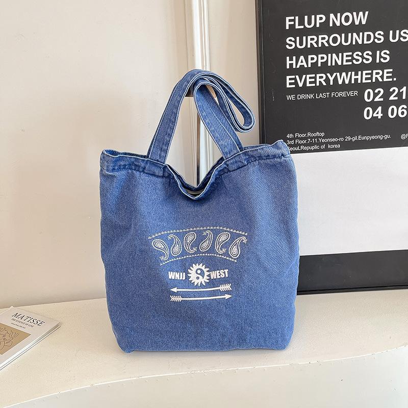 

Нишевый дизайн, повседневная мода, зарубежный стиль, большая вместимость, сумка-тоут, лето 2025, новая, персонализированная женская сумка через плечо синий