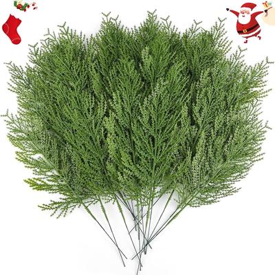 Decoração de casa – Flores e coroas artificiais
