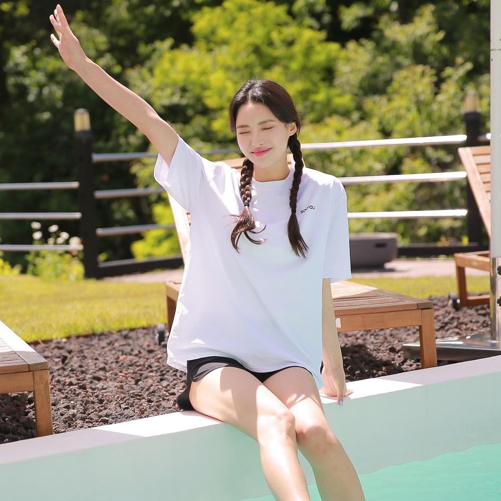 Suolli Short Sleeve Oversized Rash Guard