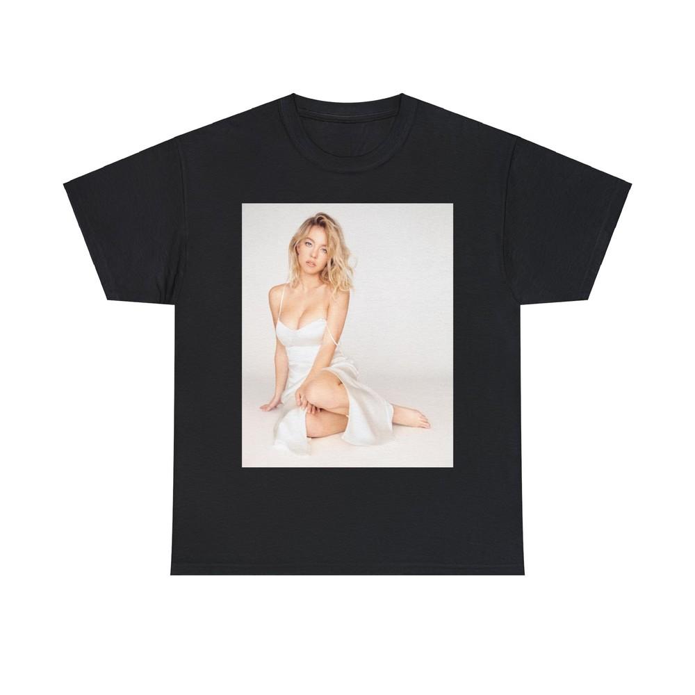 Sydney Sweeney Tee Shirt Unisex T-Shirt S
