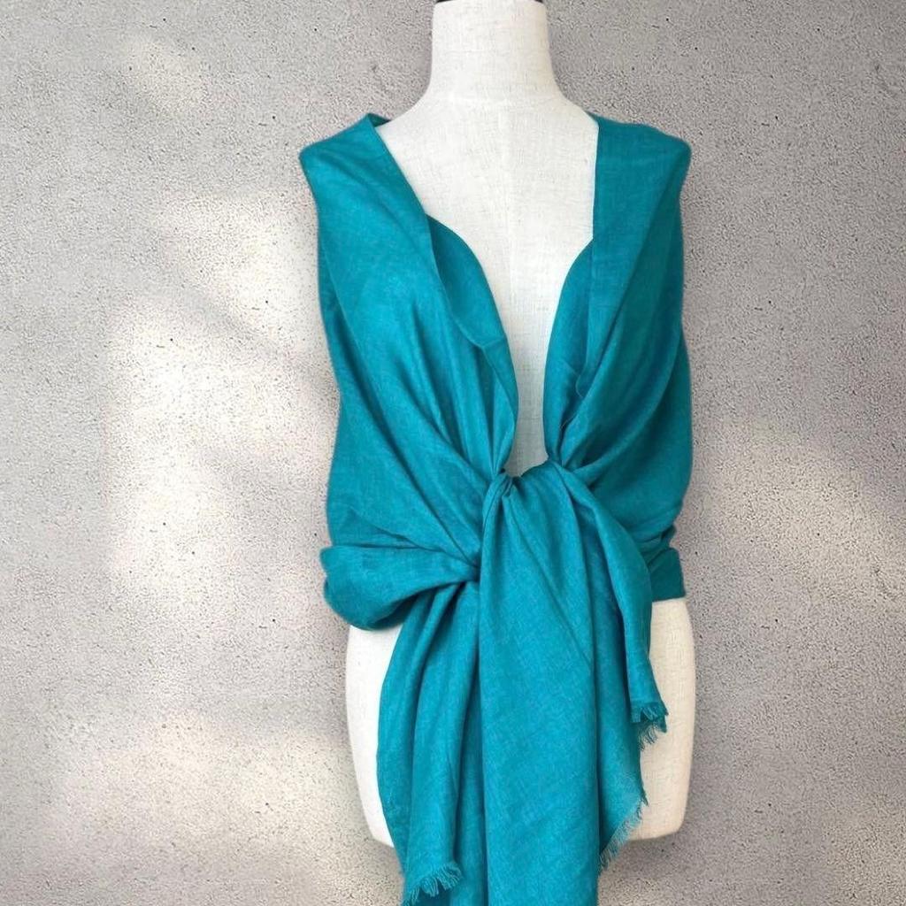Used Chlo'e Stole Shawl Large Size for Cooling and Accent Color