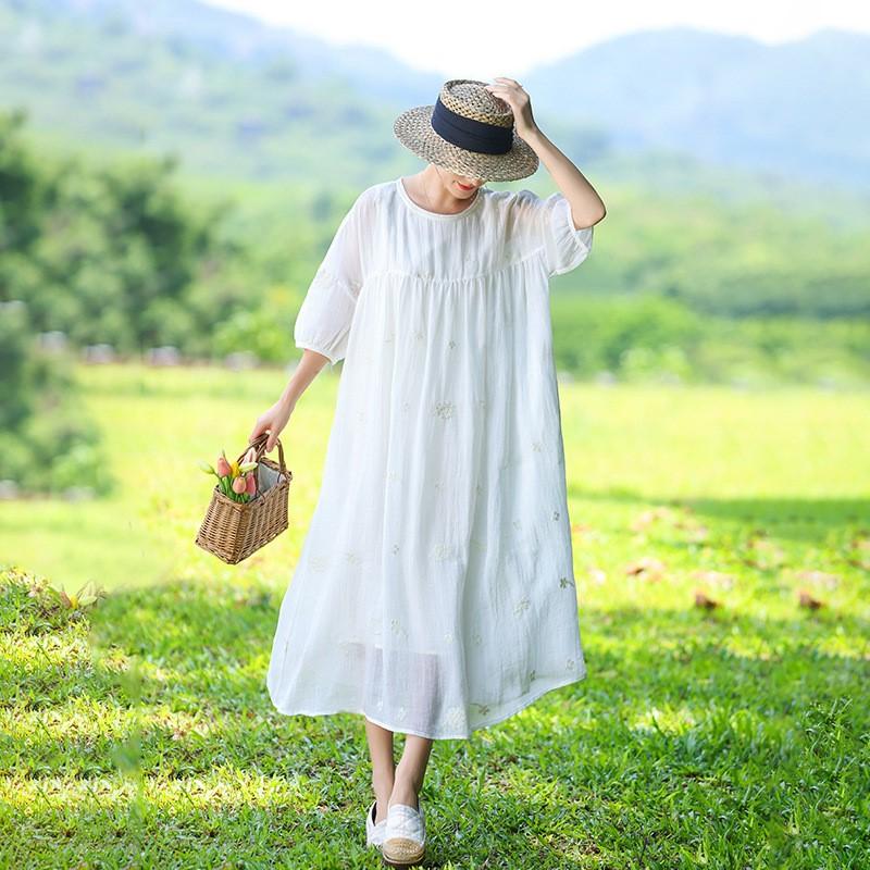 Johnature Woman Summer O-Neck Embroidery Loose Dress Fashion Retro Solid Color Half Sleeve Vintage Dress
