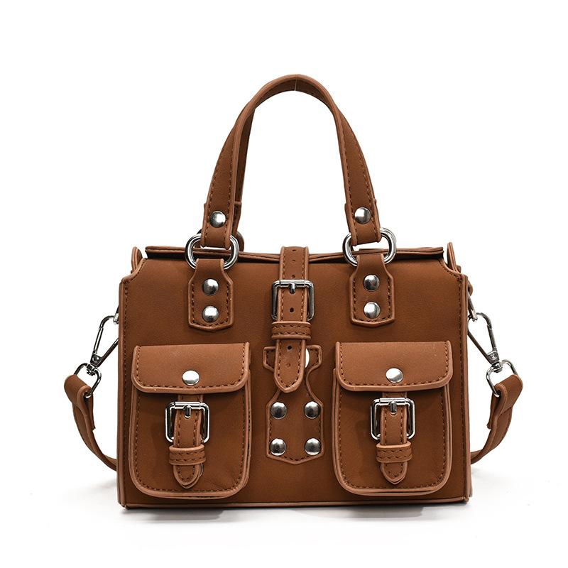 

Сумка-локомотив Spice girl летняя новая трендовая универсальная на плечо кроссбоди персонализированная сумка-конверт с заклепками one size fits all коричневый