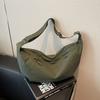 Simple shoulder dumpling bag women's summer lightweight college student messenger bag commuter handbag travel bag