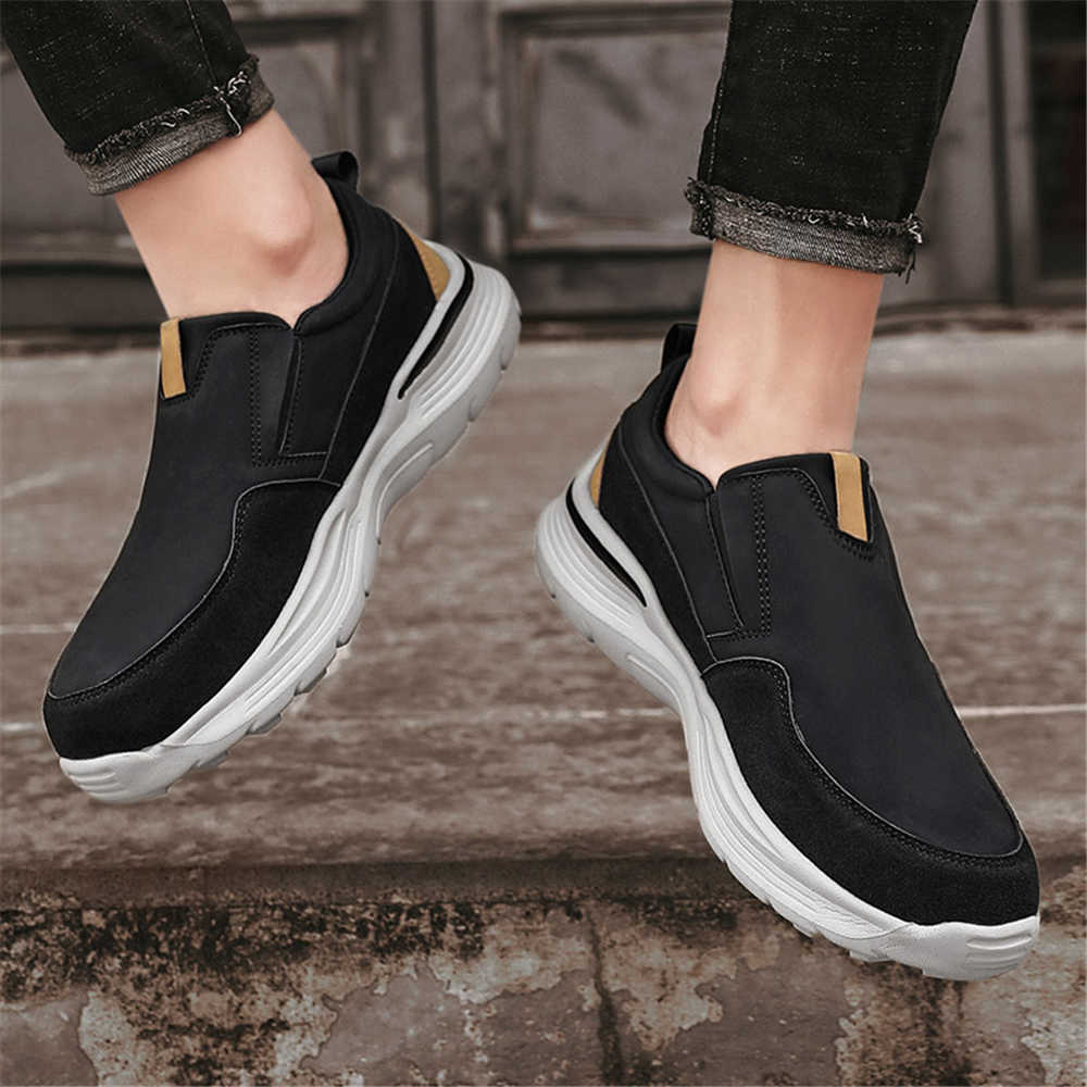 Non-slip Thick Bottom Men's Sneakers High Quality Training Volleyball Shoes Men Boots Sport Loafers Daily Visitors Funny