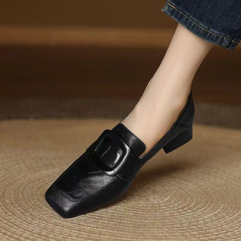 French retro square head deep mouth single shoes 2025 spring and autumn new products first layer soft leather square buckle inside and outside full le