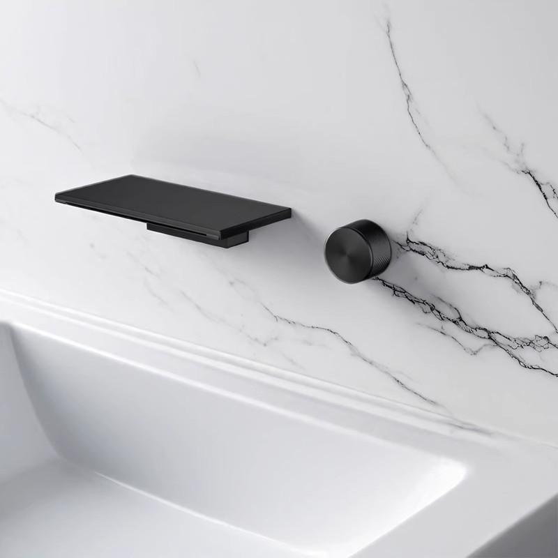 New Bathroom Faucet Basin Faucet Wall Mounted Sink Faucet Lavotory Faucet Basin Taps Hot Cold Waterfall Mixer Tap Crane