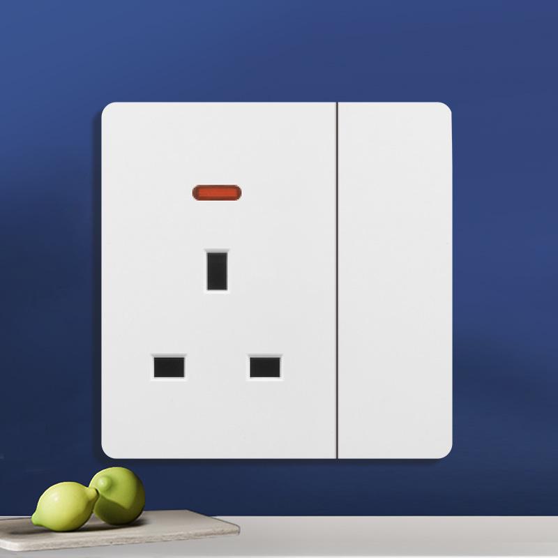 British 13A Multi-Hole Switch & Socket Panel with Type-C Fast Charge for Hong Kong & Macao