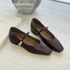 French retro simple Mary Jane shoes women's 2025 autumn new shallow mouth one pedal small square head showing feet small single shoes