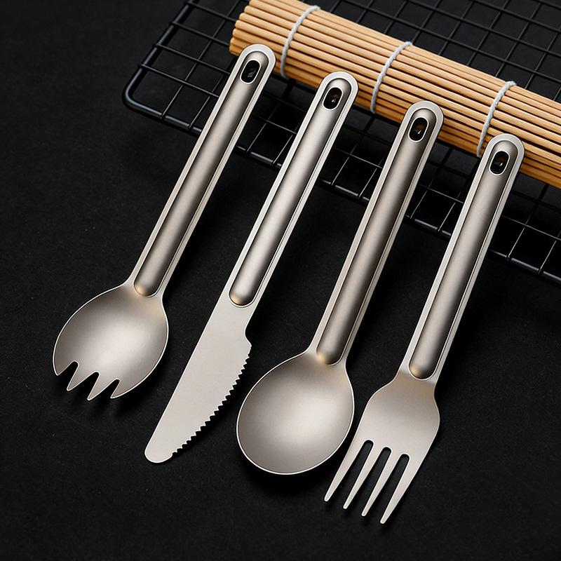 1/4Pcs Portable Camping Titanium Metal Long Handle Anti Scalding Anti-slip Spoon Fork Light Weight Tableware