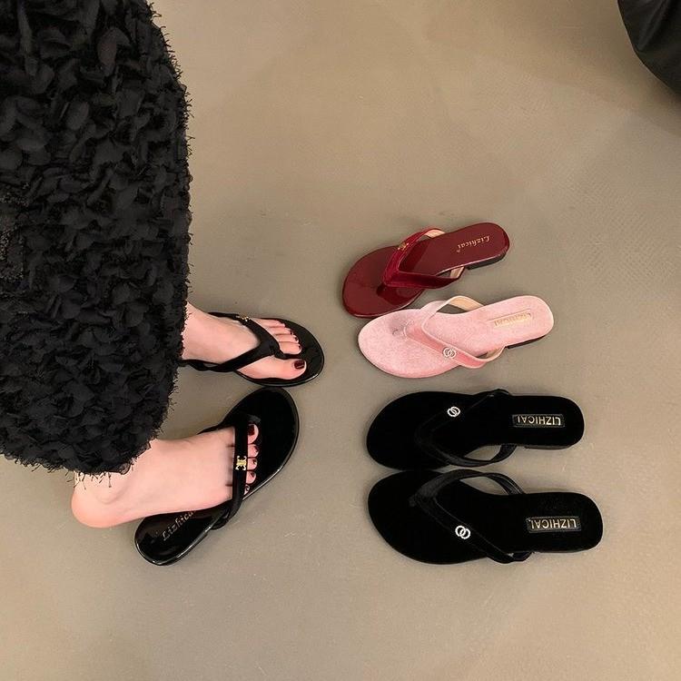 Fashion Luxury Velvet Women Slippers Flip Flops Brand Design Velour Slippers Ladies Fashion Flat Thong Sandals Summer Shoes