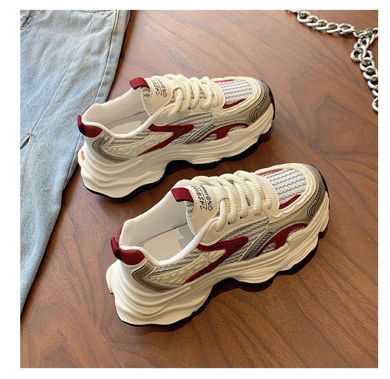 Small women's shoes with visible feet, autumn white platform sneakers, breathable and heightening casual shoes