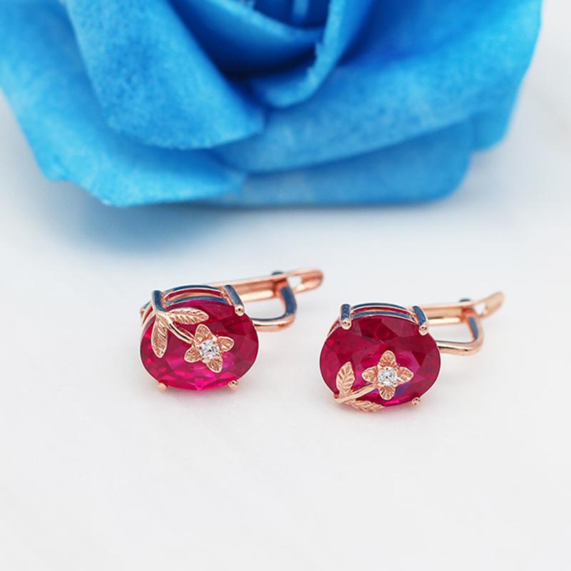 Violett Vergoldet 14K Roségold Eingelegter Rubin Blumenform Ohrringe Für Frauen Luxuriöser Süßer Stil Hochzeits-Party Schmuck