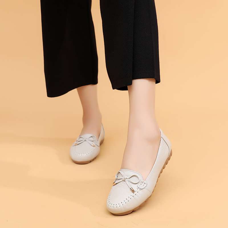 Outer wear mother leap month sandals soft sole breathable single shoes non-slip beef tendon sole not tired feet hollow hole shoes