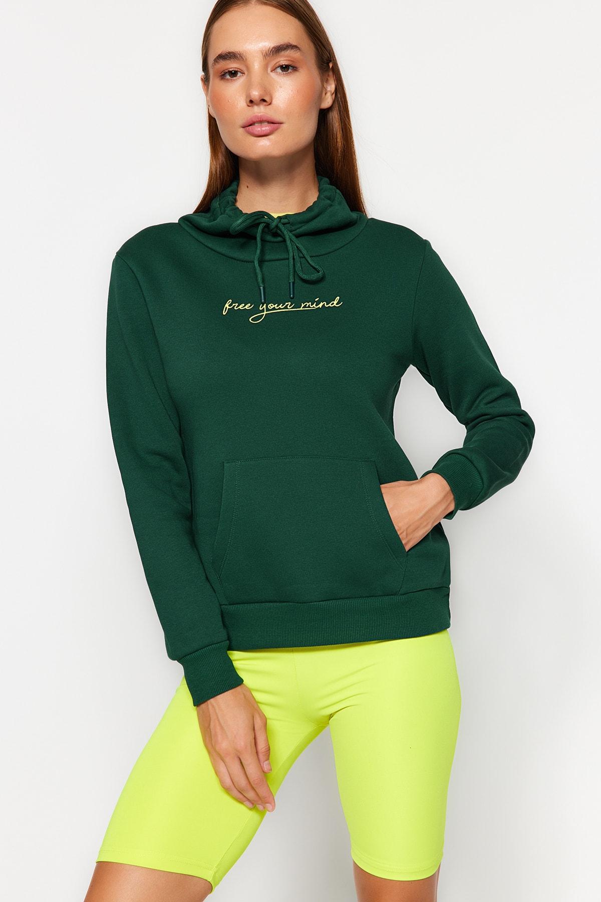 

Изумрудно-зеленый свитшот плотной вязки с флисовой подкладкой TWOAW22SW1998..