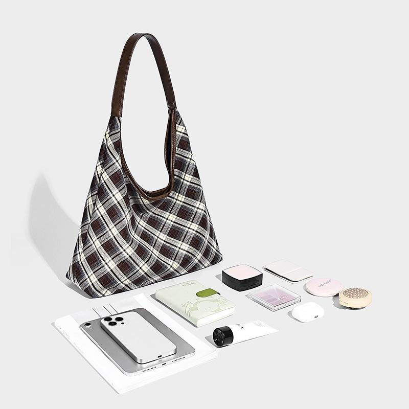 Retro Plaid Underarm Bag for Women 2025 New Style Relaxed Large Capacity Tote Bag Commuting Single Shoulder Underarm Bag