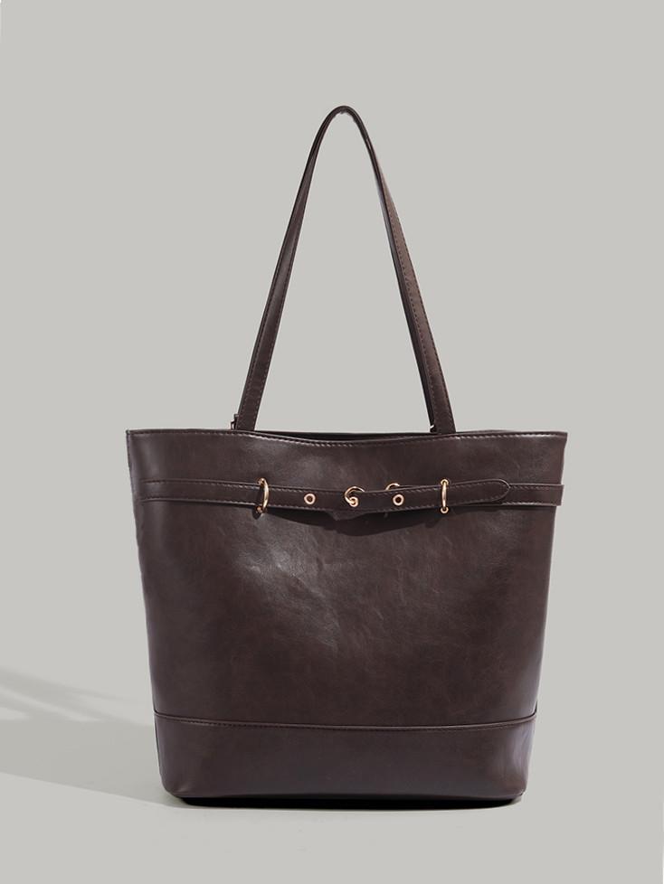 

Retro large-capacity backpack women s 2025 new autumn and winter high-end fashion niche tote bag versatile shoulder bag