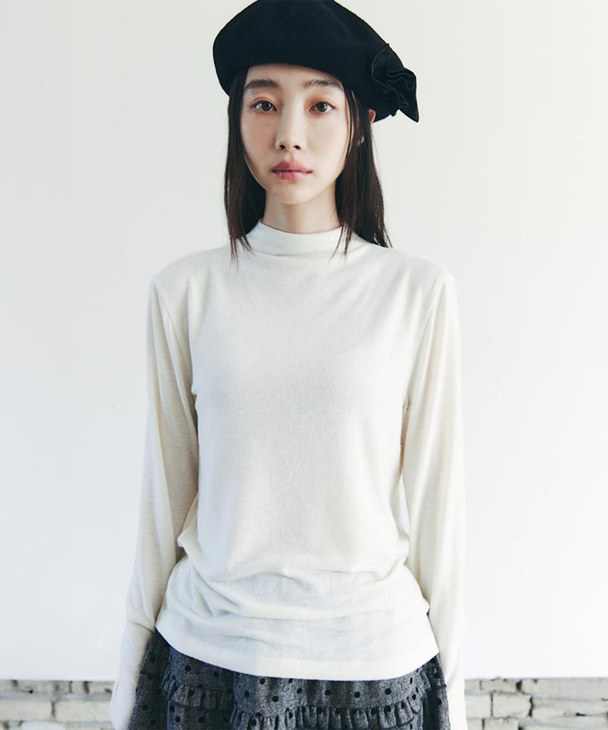 Selliteiljeu Mock Neck T-Shirt_Ivory