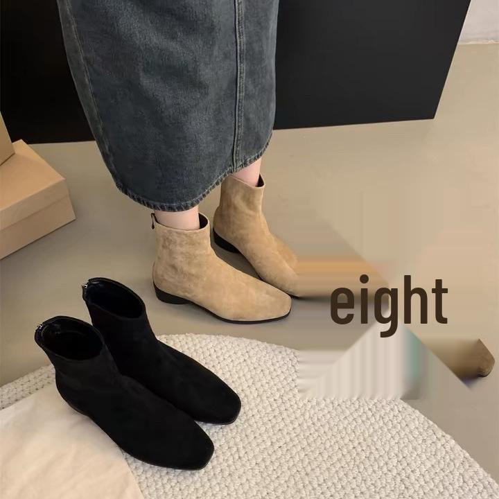 Damen Wildleder Stiefeletten: Klobiger Absatz, Eckige Zehenpartie, Retro-Stil (Herbst 2025)