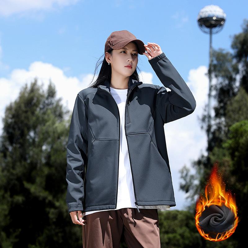 Soft Shell Jacket for Men and Women In Autumn and Winter Plus Velvet Thickened Thermal Jacket for Loose Couples