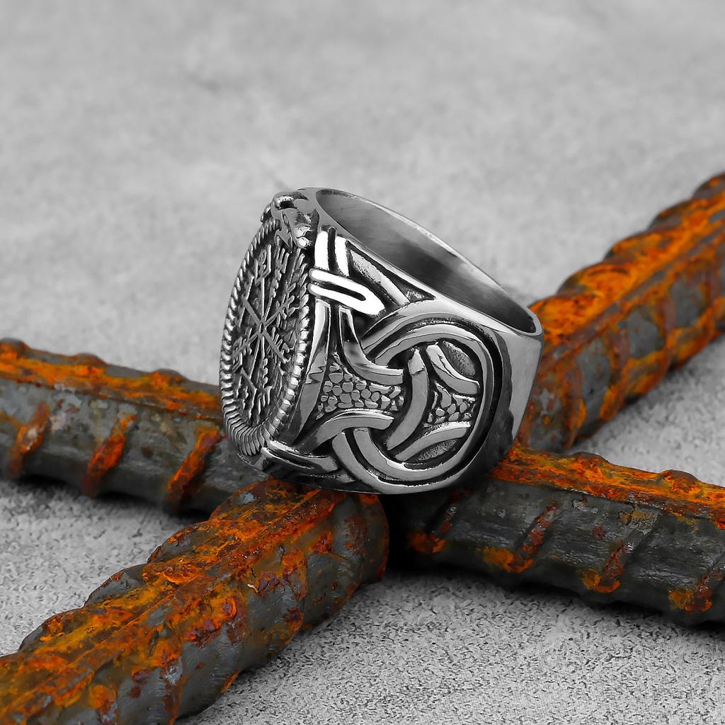 Stainless Steel Jewelry Vintage Nordic Viking Compass Symbol Runes Rings for Men Domineering Cool Nordic Rune Amulet Rings
