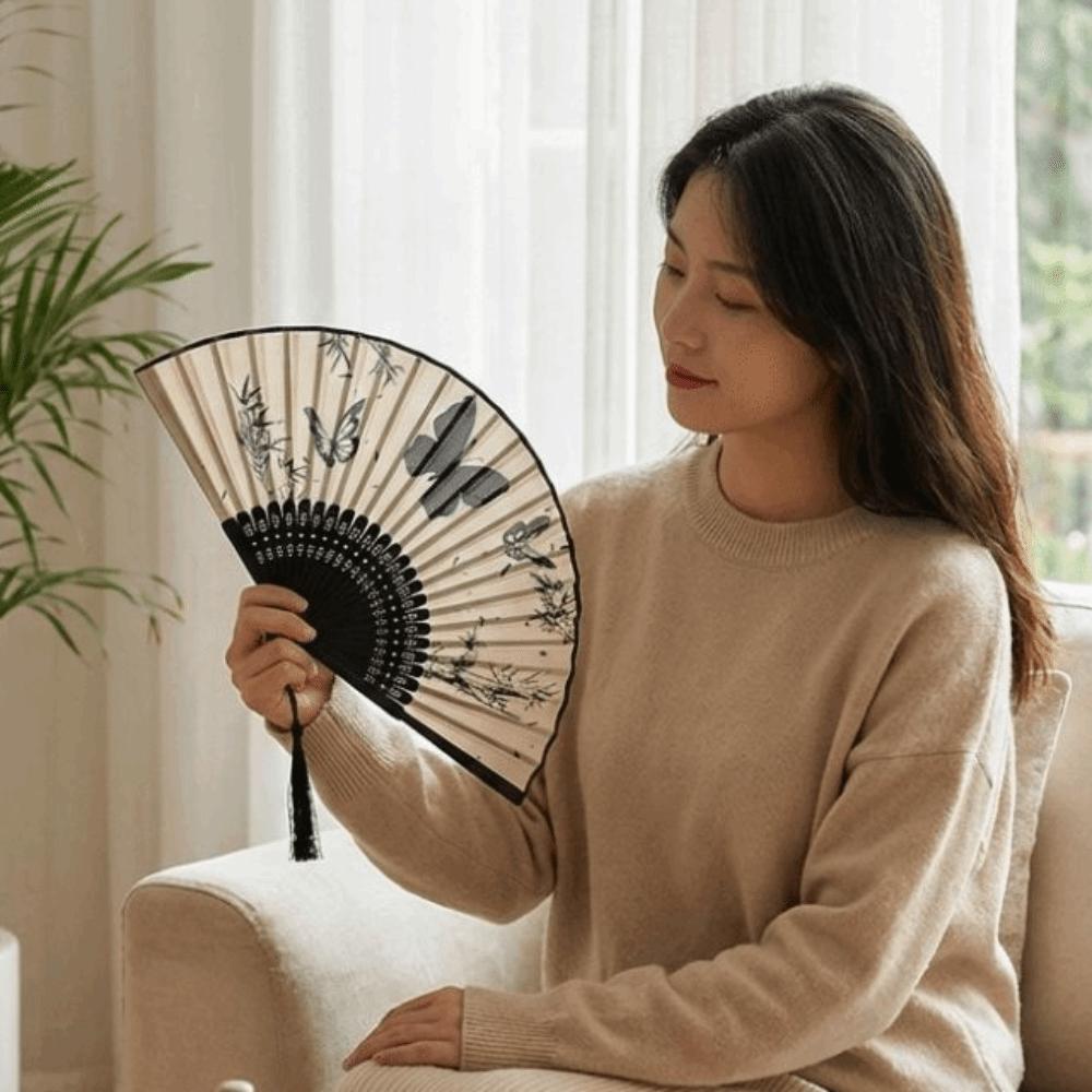 Chinese Style Silk Folding Fan Vintage Bamboo Fan Portable Decorative Fan  Home Decor