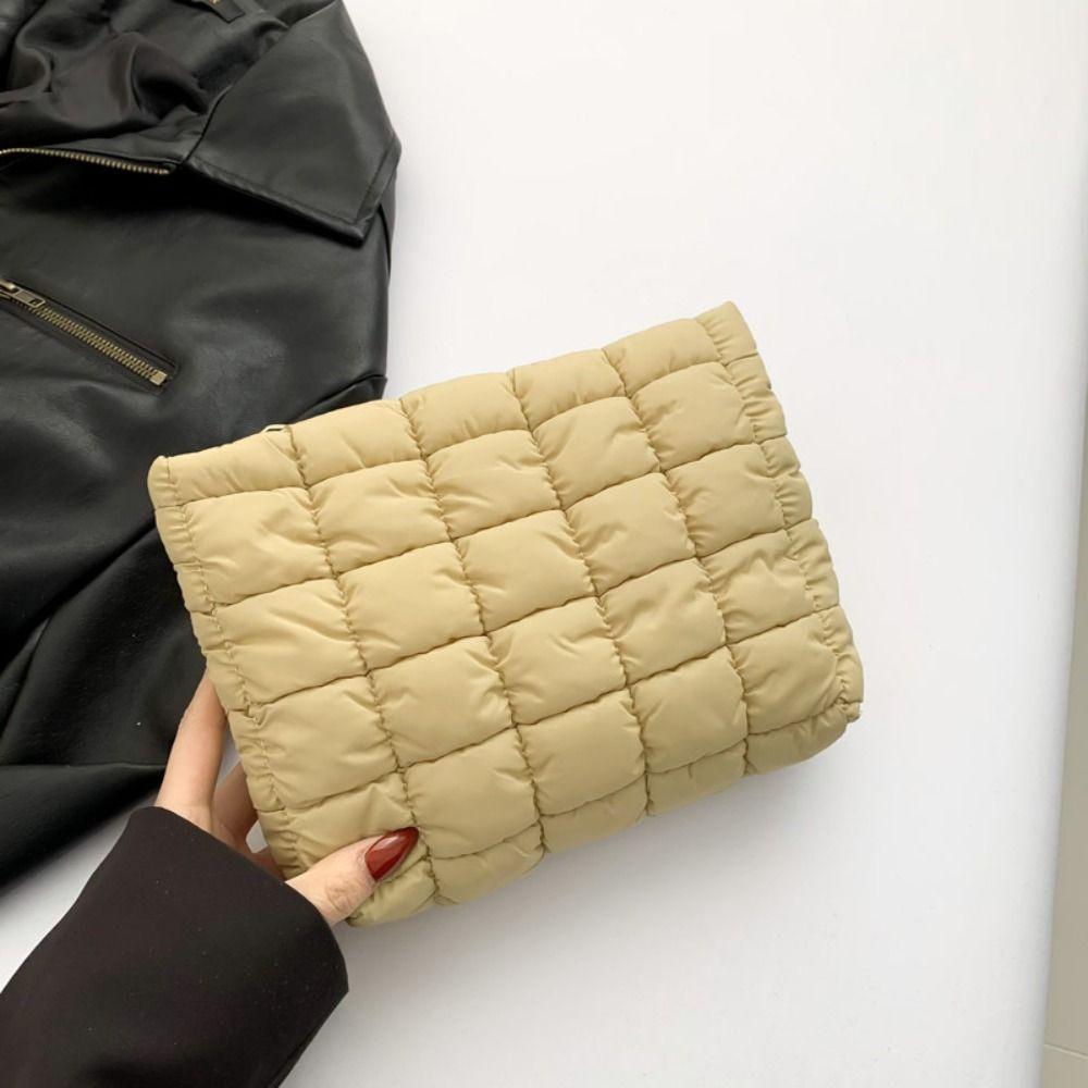 Storage Bag Cotton Clutch Bag Zipper Cosmetic Bag Portable Quilted Padded Makeup Bag  Lady
