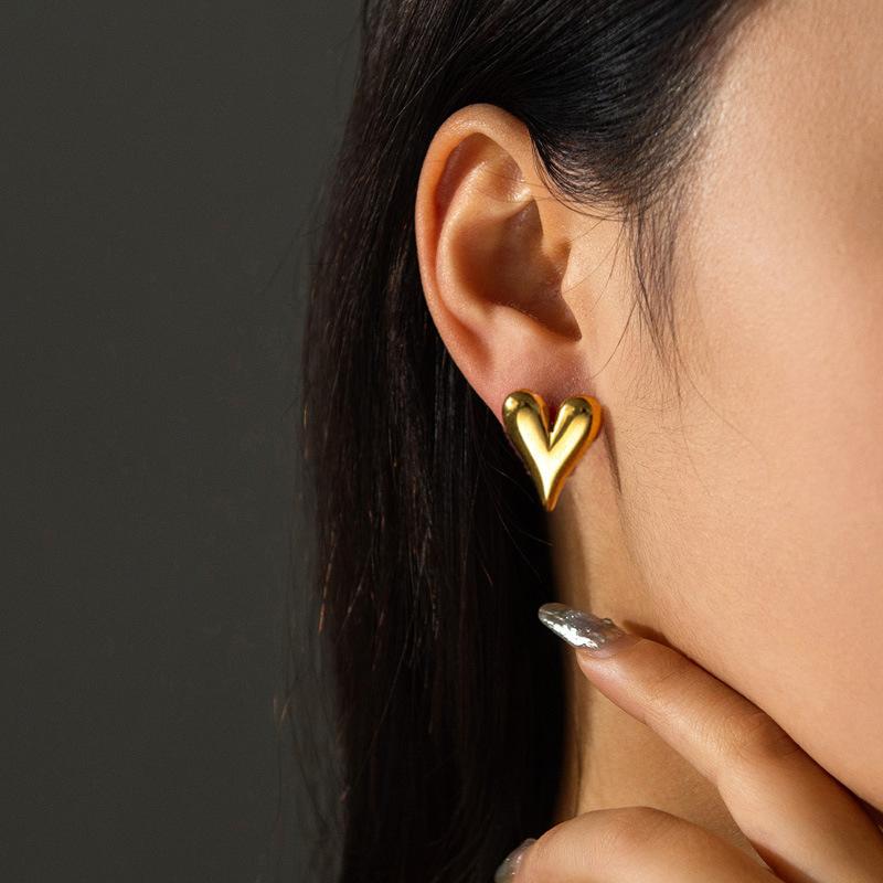 Trendy Fashion 18K Gold Plated Slender Heart Shape Stud Earrings for Women Punk Stainless Steel Zircon Party Gifts