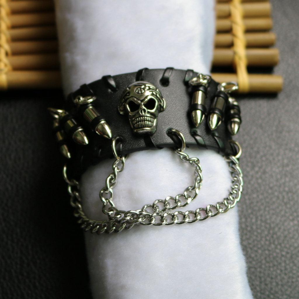 European-American Punk Skull Rivet Leather Men's Bracelet