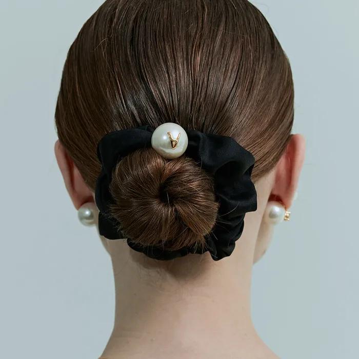 Pearl Scrunchie N Bracelet