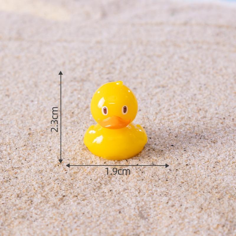 Micro-landscape Cute Little Yellow Duck Animal FigurineChristmas Decoration Accessories Car Desktop Mini Ornaments