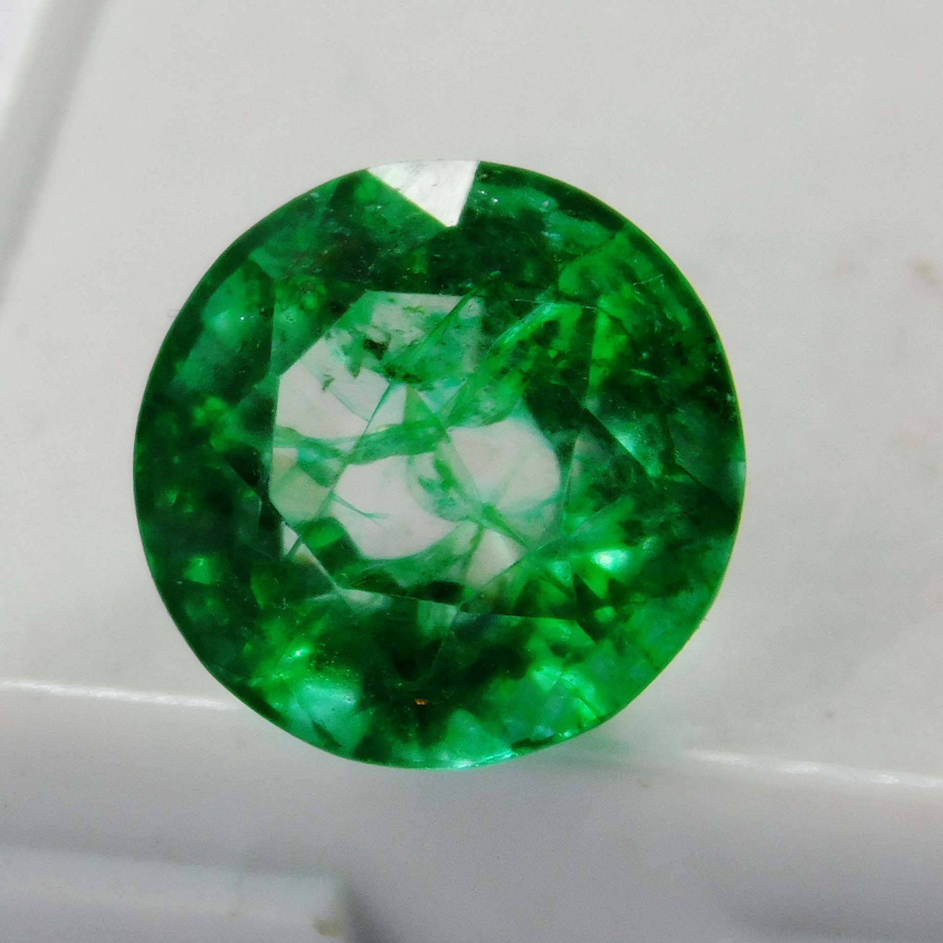 

5 Карат Натуральний СЕРТИФІКОВАНИЙ Смарагд Круглий Огранки Зелений Колумбійський Розсипний Дорогоцінний Камінь A-5887 10.8 mm approx зелений