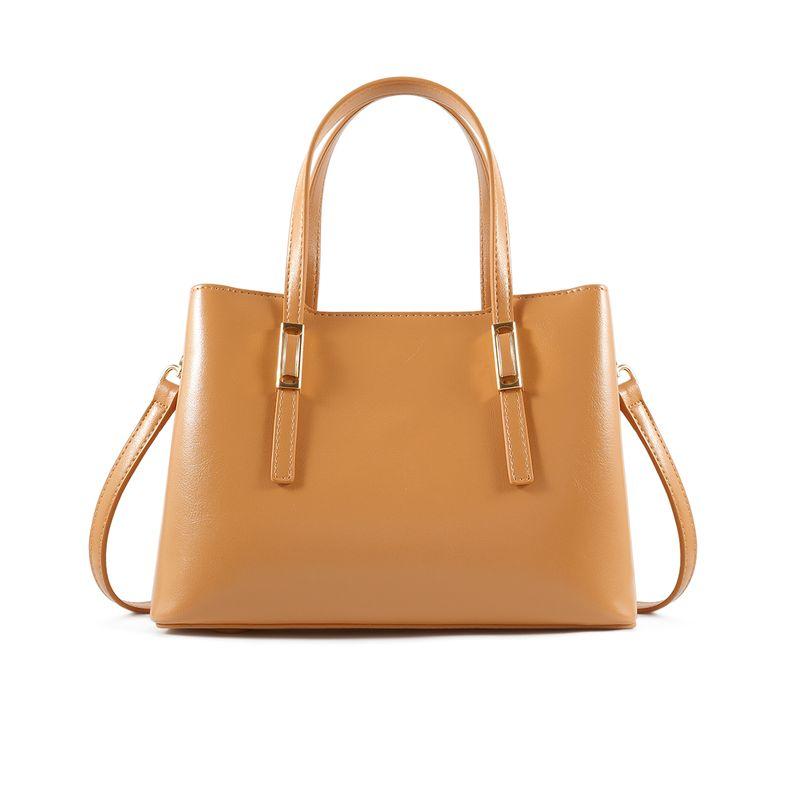 

Pinio Bridal Wedding Bag Light Luxury Large Capacity Women Mom Bag Middle-Aged Fashion High-Grade Portable Messenger Bag Brown