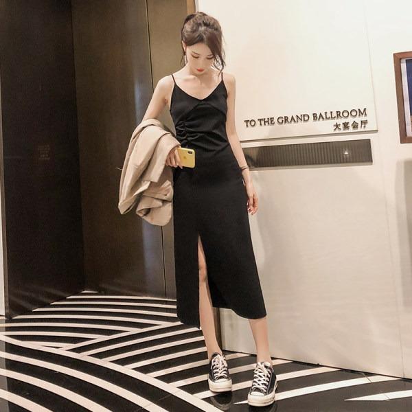 Sexy V-neck Suspender Dress Women's Long 2026 Autumn and Winter New Thin Temperament Bottoming Dress with a Small Black Dress Inside
