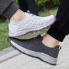 Mama und Papa Bequeme Laufschuhe Fliegendes Strickmesh Atmungsaktiv Schuhe für ältere Menschen Fabrik Mama Schuhe Ein Pedal Herren- und Damenschuhe