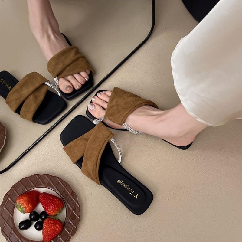 Fashion 2025 Summer Gladiator Women Sandals Fashion Elegant Narrow Band Clip Toe Shoes Ladies Comfort Flats Beach Sandalias