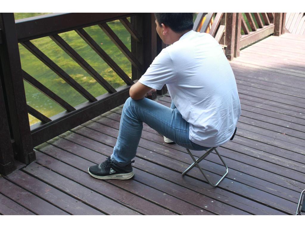 Portable Aluminum Folding Camping Chair - Lightweight and Compact for Outdoor Activities