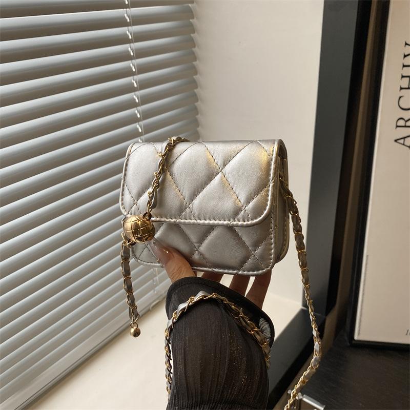 Rhombus Retro Chain Early Autumn New Fashion Trend Solid Color Fashion Shoulder Crossbody Small Square Bag