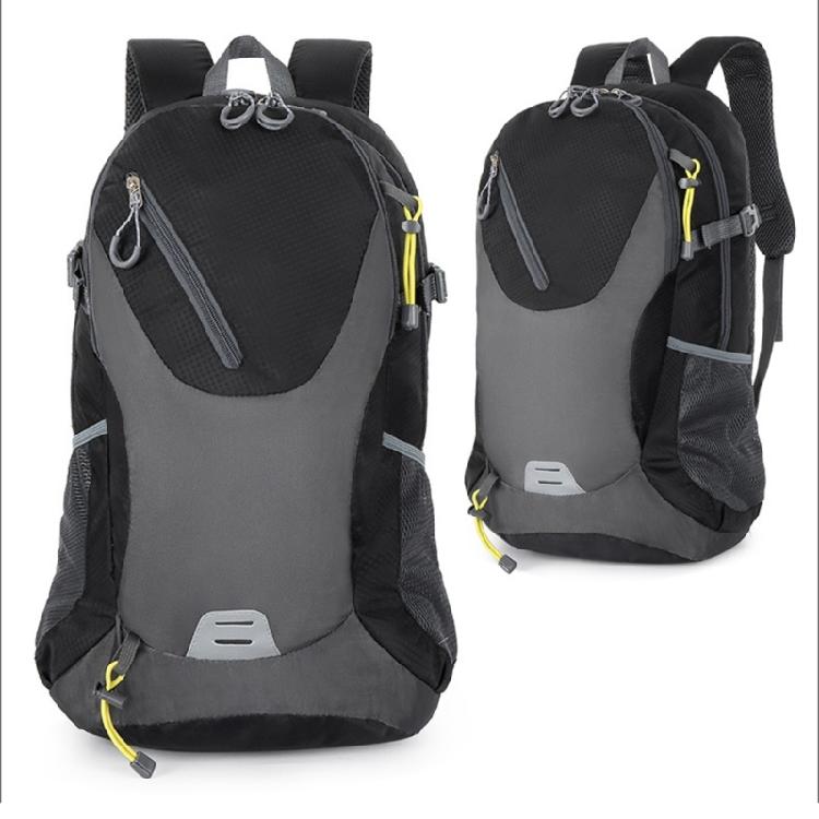 Travel Daypack Lightweight Backpack Hiking Daypack Splashproof Bag for Outdoor