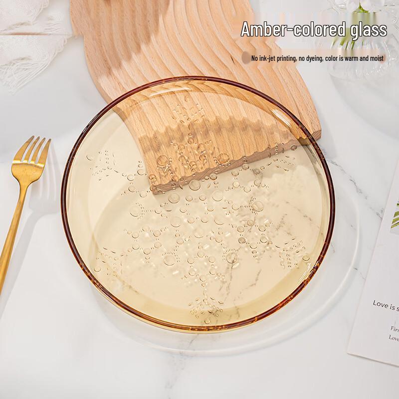 Nordic 8.5-inch Glass Plate Set