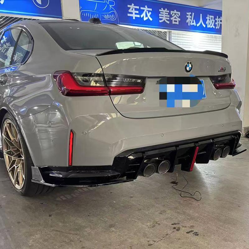 High Quality ABS 3Pcs Car Rear Bumper Diffuser Lip Protector Guard With LED Light Gloss Black For BMW G80 M3 2026 2026 2026 2026