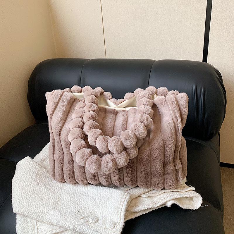 Autumn Winter New Collection Fashion Fur Velvet Bag Personality Simplicity Solid Color High Capacity Versatile Shoulder Bags